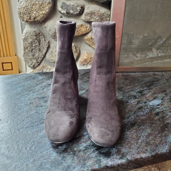 Ann Taylor Brown Micro Suede Stretch Booties Size 8.5M - Picture 12 of 16